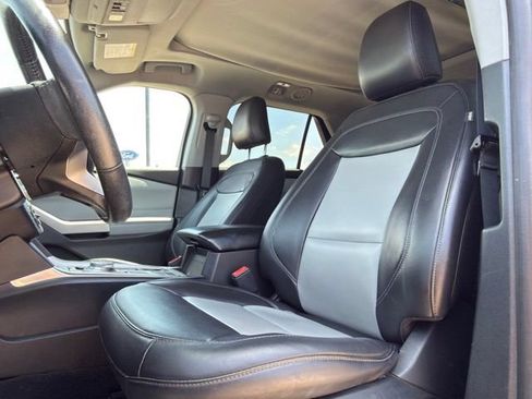 Used 2022 Ford Explorer XLT w/ Equipment Group 202A RWD image 8