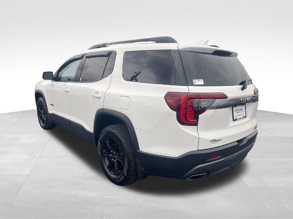 Used 2021 GMC Acadia AT4 w/ Technology Package AWD/4WD image 3