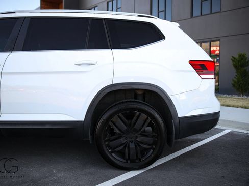 Used 2019 Volkswagen Atlas SE w/ Towing Package AWD/4WD image 11