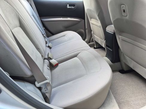 Used 2013 Nissan Rogue S AWD/4WD image 17