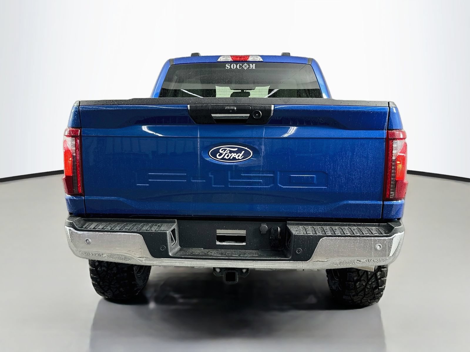 Used 2024 Ford F150 XLT AWD/4WD image 7