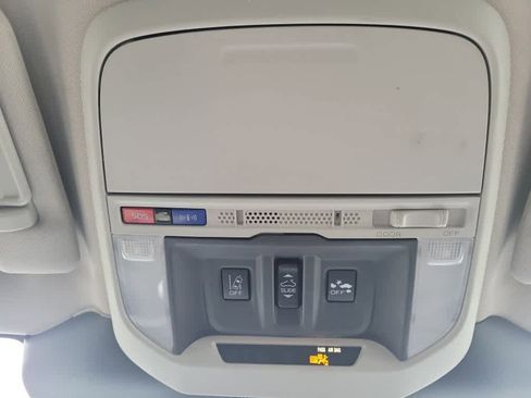 Used 2024 Subaru Forester Touring image 20