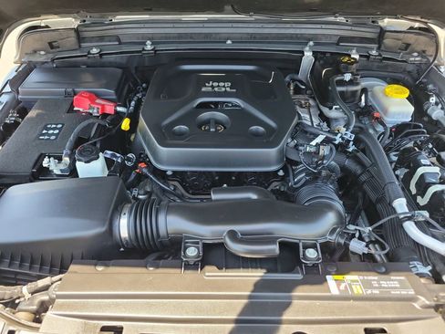 Used 2020 Jeep Wrangler Unlimited Rubicon w/ Quick Order Package 28Y Recon AWD/4WD image 32