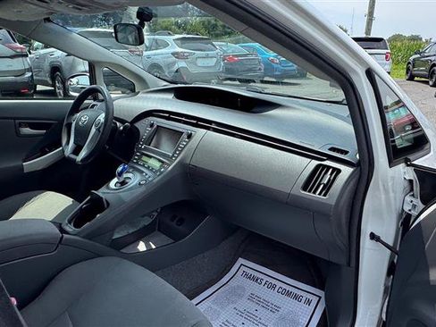 Used 2011 Toyota Prius Three w/ Solar Roof Pkg FWD image 37