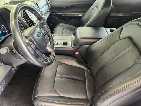 Used 2021 Ford Expedition Limited image 13