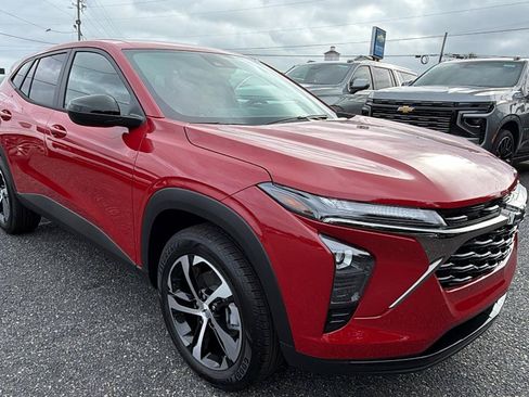 New 2026 Chevrolet Trax RS FWD image 6