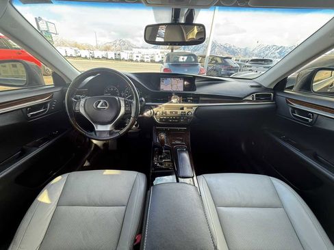 Used 2015 Lexus ES 350 w/ Luxury Package image 17