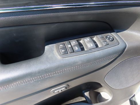 Used 2021 Jeep Grand Cherokee Limited w/ Luxury Group II image 12