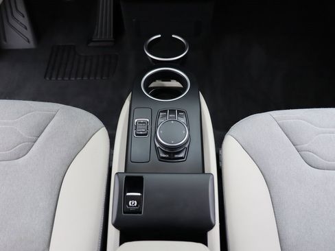 Used 2018 BMW i3 w/ Range Extender image 21