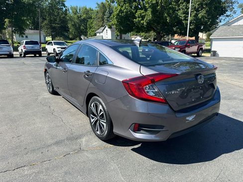 Used 2017 Honda Civic EX-L image 5