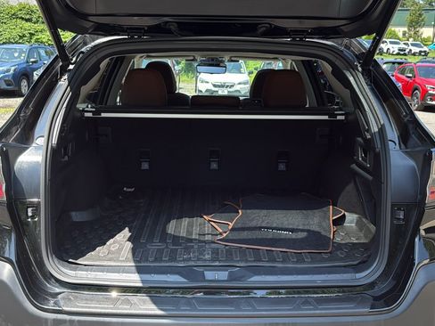 Certified 2023 Subaru Outback Touring AWD/4WD image 26