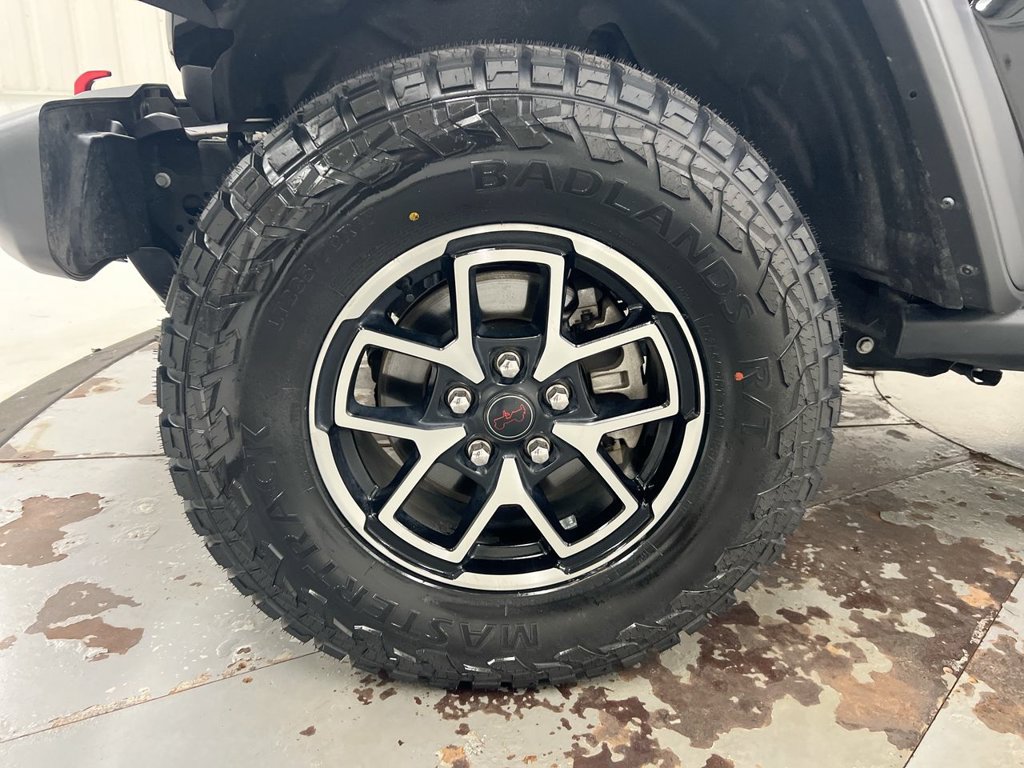 Used 2024 Jeep Wrangler Unlimited Rubicon AWD/4WD image 26