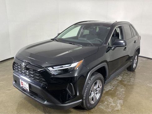 Used 2025 Toyota RAV4 LE image 12