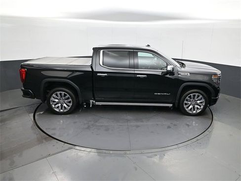 Used 2025 GMC Sierra 1500 Denali w/ Denali Reserve Package image 16