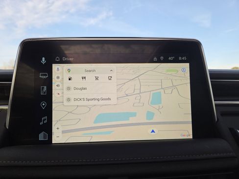 Used 2024 Chevrolet Suburban Z71 w/ Luxury Package image 5