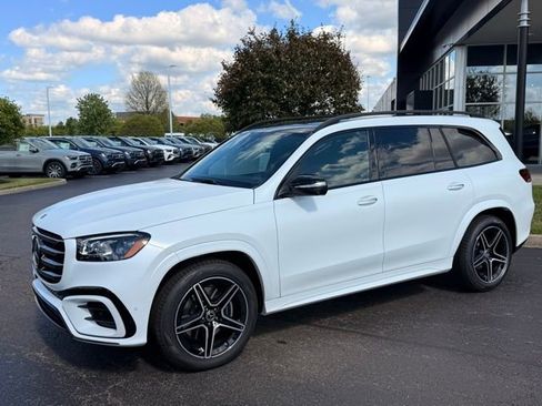 New 2026 Mercedes-Benz GLS 450 4MATIC image 11