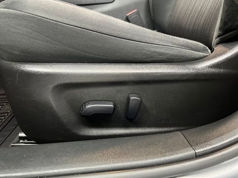 Used 2024 Nissan Altima 2.5 SV AWD/4WD image 10