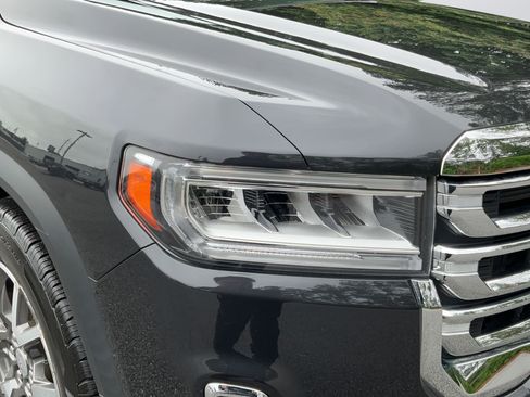 Certified 2020 GMC Acadia SLE w/ Driver Convenience Package FWD image 29