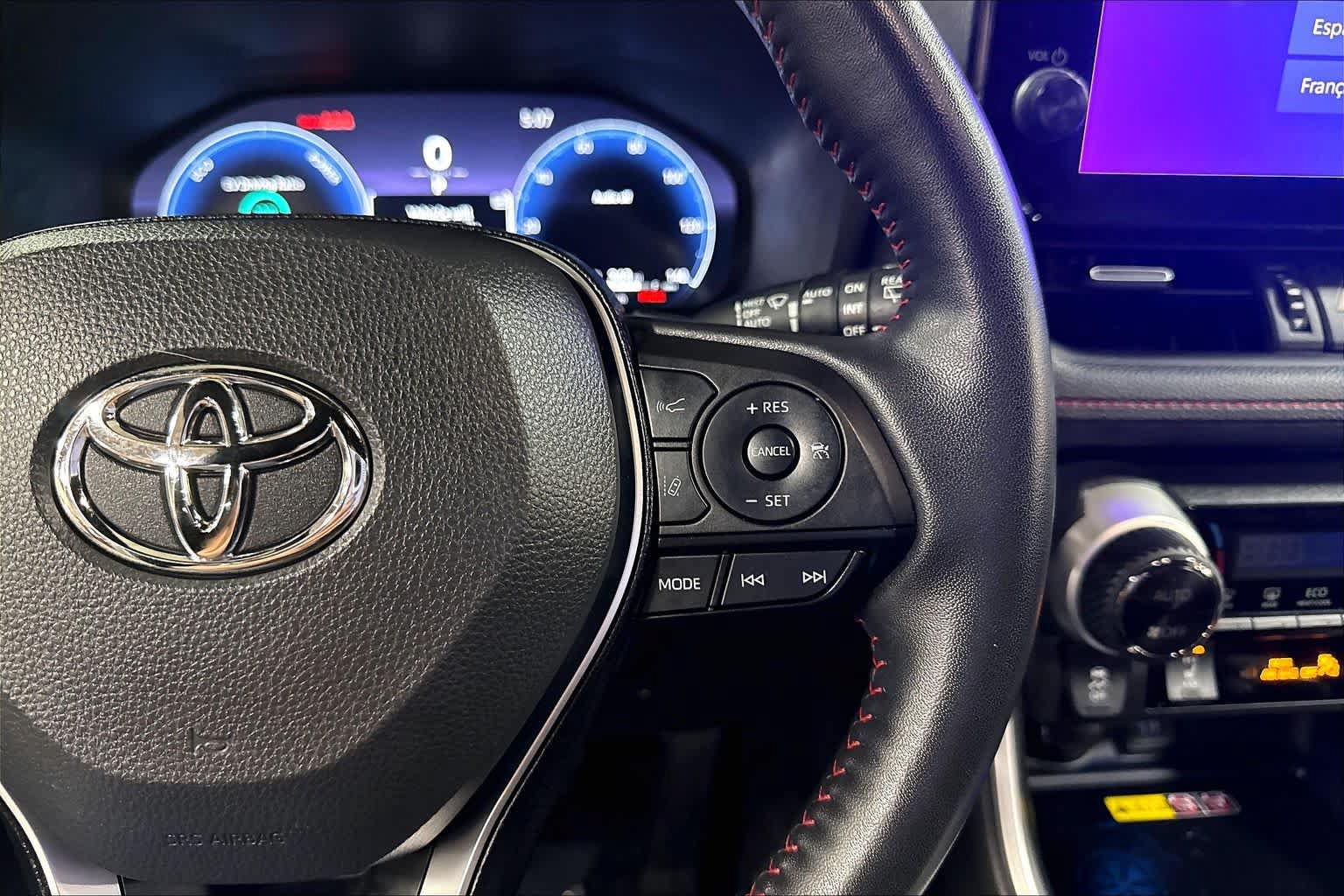 Used 2024 Toyota RAV4 XSE w/ Weather Package AWD/4WD image 25