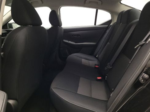 Used 2025 Nissan Sentra SV FWD image 18