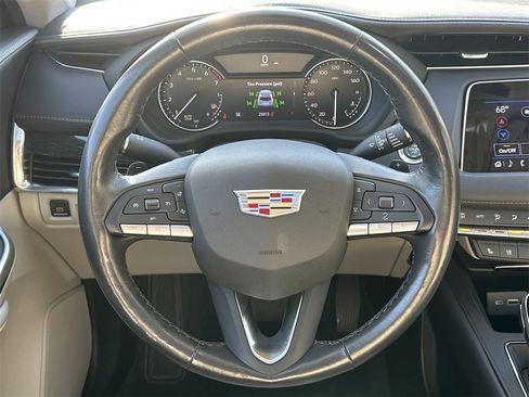 Used 2023 Cadillac XT4 Premium Luxury image 24