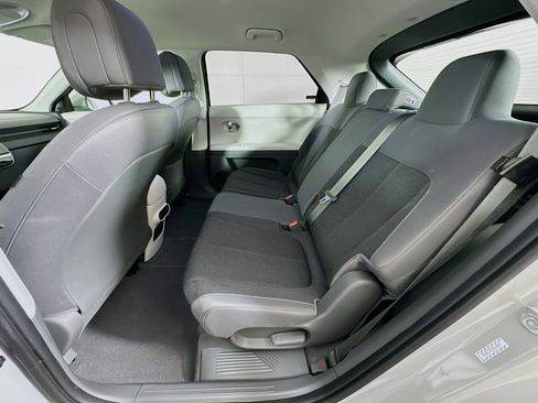 Used 2024 Hyundai Ioniq 5 SE image 27