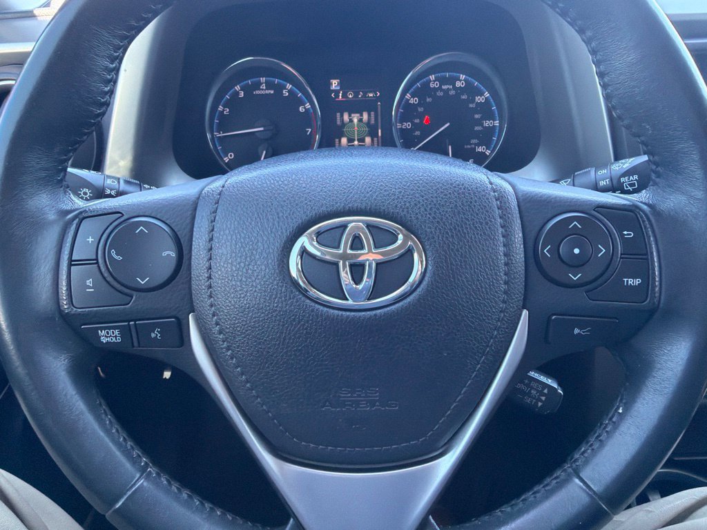 Used 2016 Toyota RAV4 Limited AWD/4WD image 22