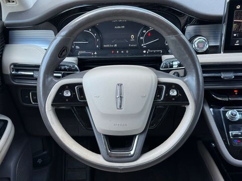 Used 2022 Lincoln Corsair AWD w/ Premium Package image 30
