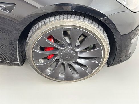 Used 2023 Tesla Model 3 Performance image 33