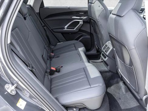 New 2026 Audi Q5 Premium Plus AWD/4WD image 23