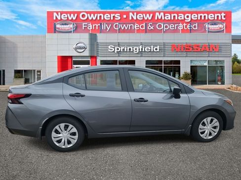 Certified 2025 Nissan Versa S w/ Trunk Package image 6