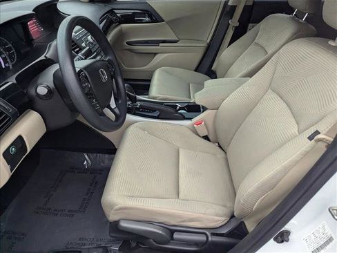 Used 2016 Honda Accord LX image 14