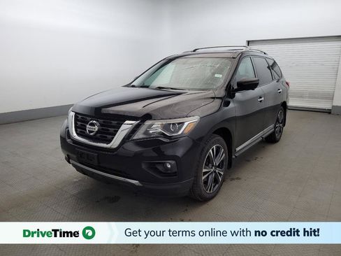 Used 2017 Nissan Pathfinder Platinum w/ Cargo Package image 1