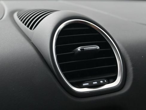Certified 2024 Porsche 718 Boxster RWD image 22