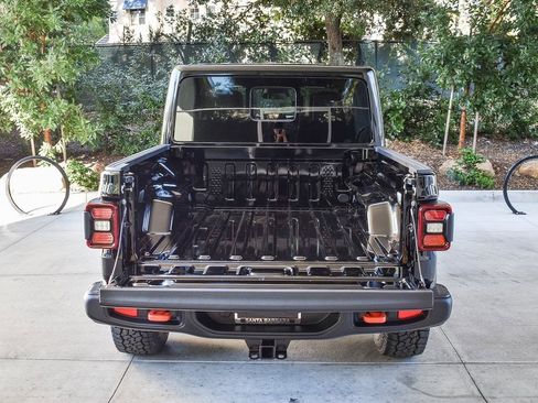 New 2026 Jeep Gladiator Mojave w/ Steel Bumper Group image 22