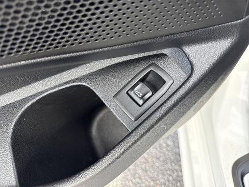 Used 2020 BMW 330i Sedan w/ Convenience Package image 17