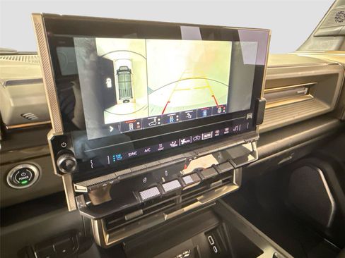 Used 2024 GMC Hummer EV 3X AWD/4WD image 18
