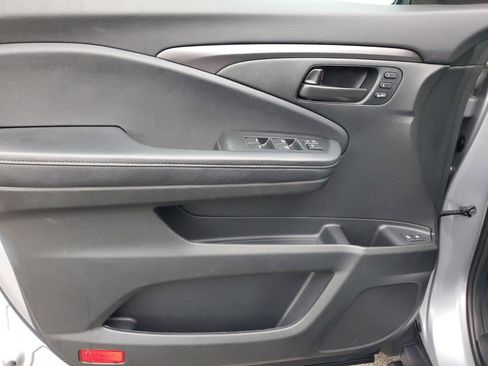 Used 2023 Honda Passport EX-L image 28