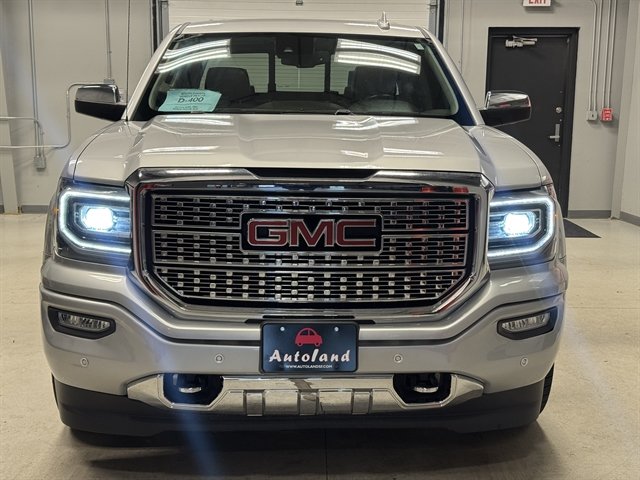Used 2018 GMC Sierra 1500 Denali w/ Denali Ultimate Package AWD/4WD image 2