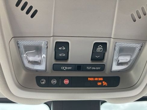 Used 2022 Chevrolet Equinox LT image 30