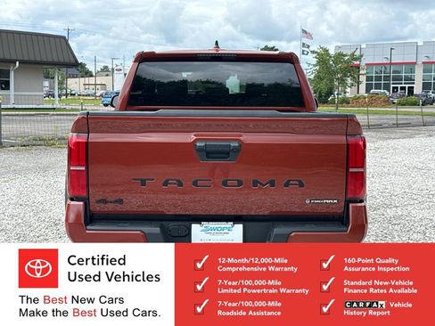 Certified 2025 Toyota Tacoma TRD Off-Road AWD/4WD image 4