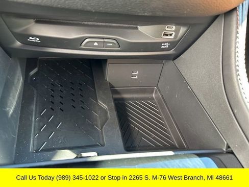 Used 2026 Chrysler Pacifica Pinnacle image 24