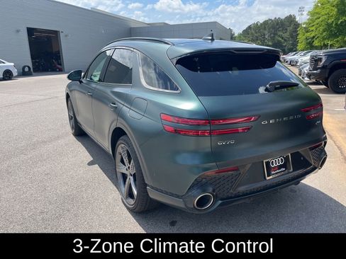 Used 2023 Genesis GV70 2.5T w/ Sport Prestige Package AWD/4WD image 8