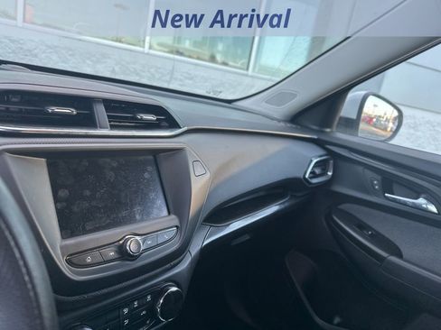 Used 2021 Chevrolet TrailBlazer LT image 13