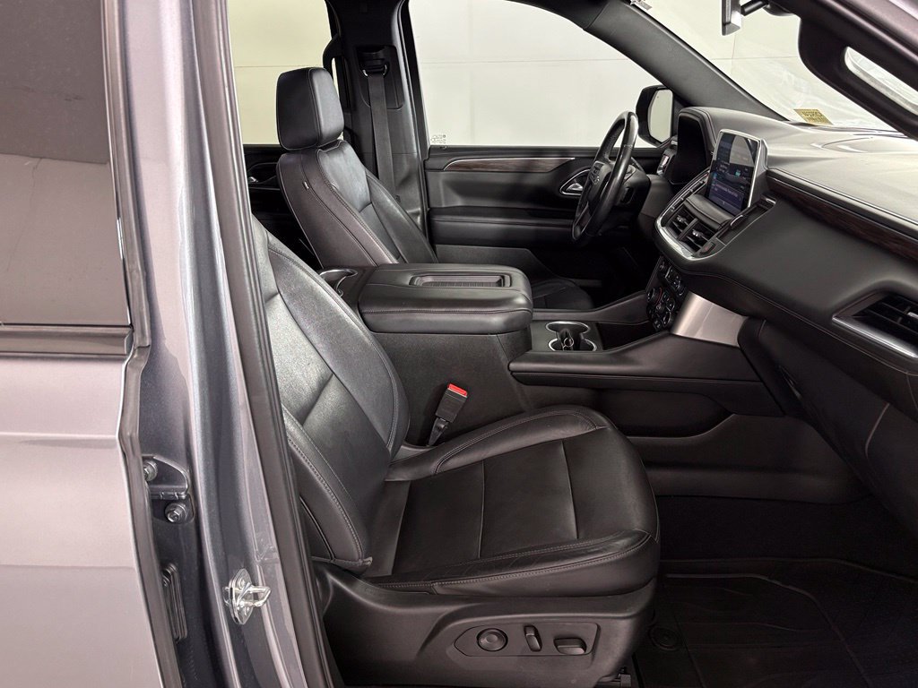 Used 2021 Chevrolet Tahoe Z71 w/ Z71 Signature Package AWD/4WD image 45
