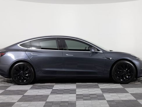 Used 2018 Tesla Model 3 Long Range image 9