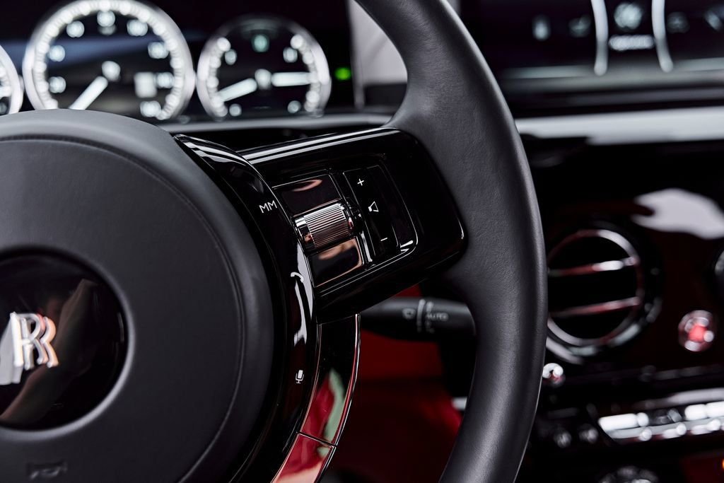 Used 2021 Rolls-Royce Phantom Sedan RWD image 77