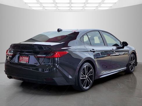 Used 2025 Toyota Camry XSE image 5