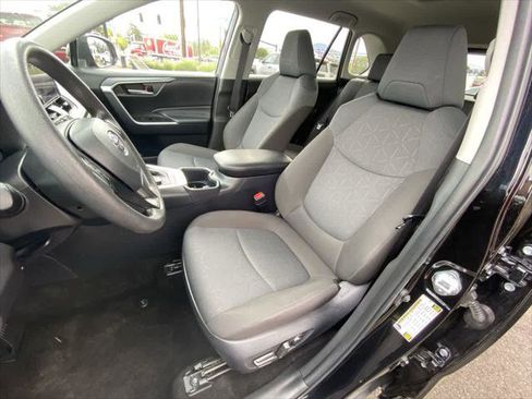 Certified 2025 Toyota RAV4 XLE AWD/4WD image 11