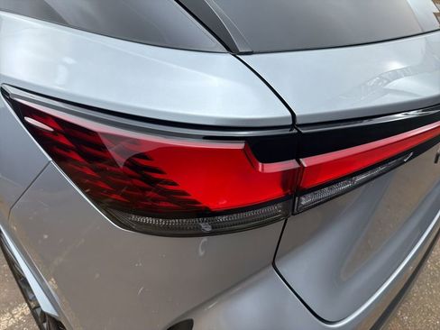 Used 2025 Lexus RX 350 Premium image 22